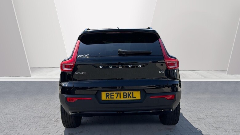 Volvo Xc40 2.0 B4P R DESIGN Pro 5dr Auto [7 speed] Petrol Estate